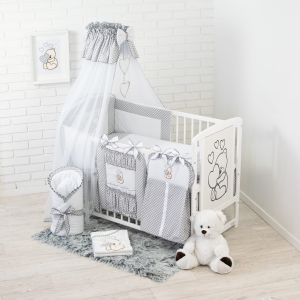Szara pościel dla dzieci do łóżeczka z baldachimem.